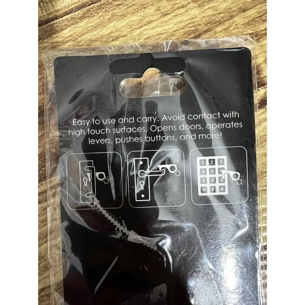 NEW Disney Alice In Wonderland Touch Tool Keychain